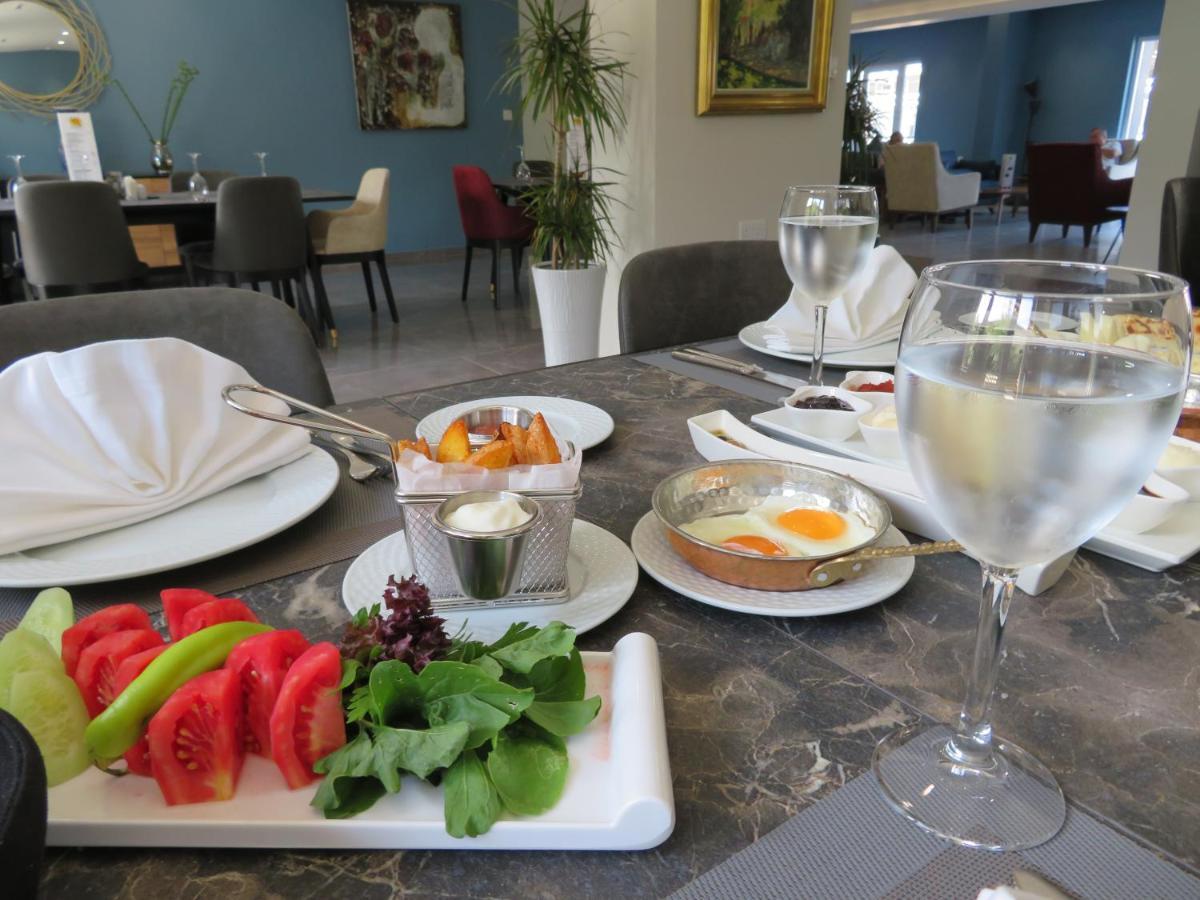 Sun 3* Nicosia